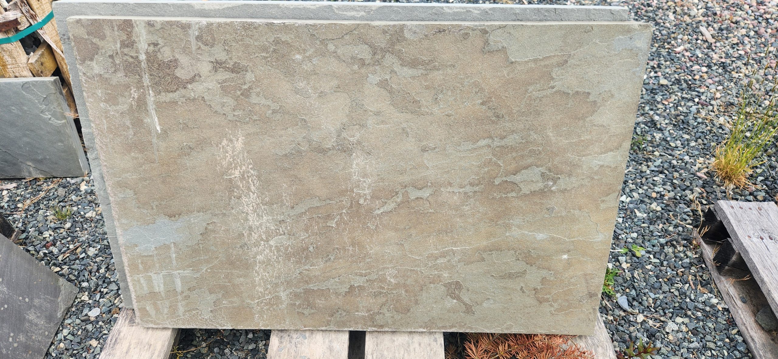 1.5 Natural cleft bluestone pavers_2 (1)